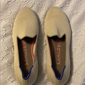 Rothy’s brand new flats size 6